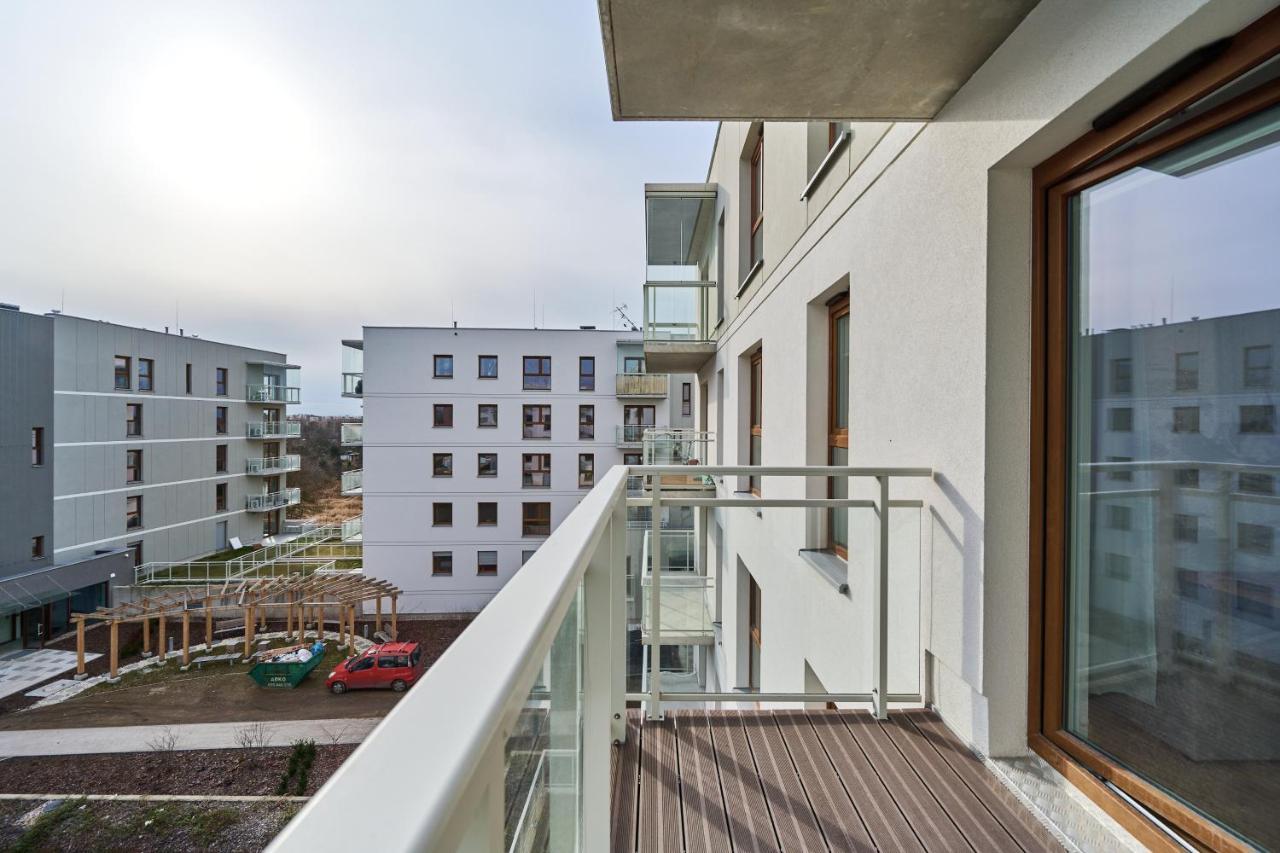 Apartment Wichrowa With Free Garage Wroclaw By Noclegi Renters 외부 사진
