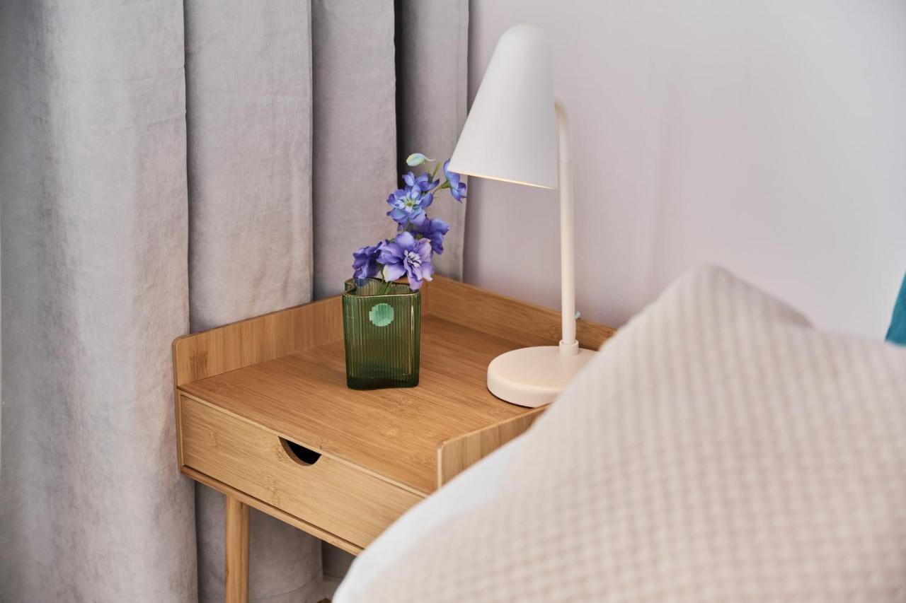 Apartment Wichrowa With Free Garage Wroclaw By Noclegi Renters 외부 사진